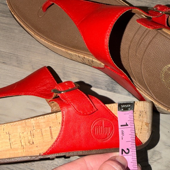 Fitflop women’s 10 flip flop sandals Red cork skinny leather thong comfort nwot - Picture 4 of 8